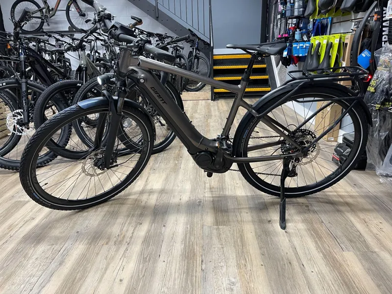 Giant EXPLORE E+ 0 PRO medium frame-3